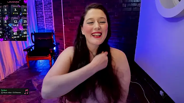 cee2nvn Live XXX chat