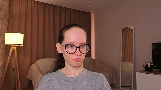BettyBrowni élő XXX-chatje