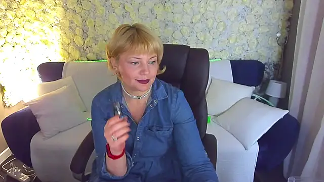 AmaraNights Live XXX Chat