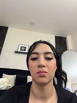 EmmyEvans1 Live XXX-Chat