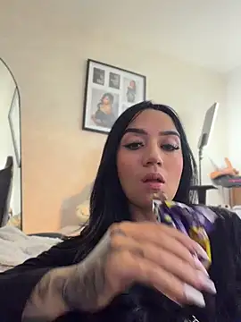 XXX chat uživo modela EmmyEvans1