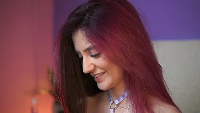 SabrinaHope Adlı Modelin Canlı XXX Sohbeti