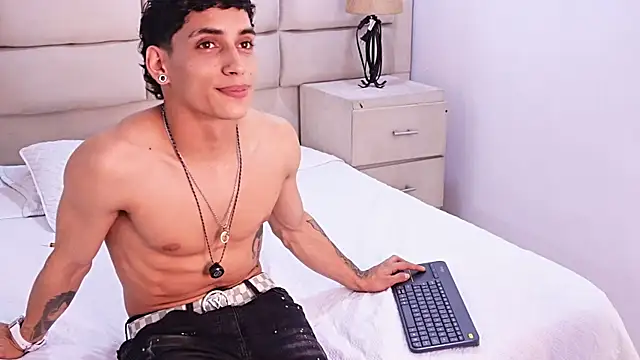 JhoanLeandro 网络视讯表演