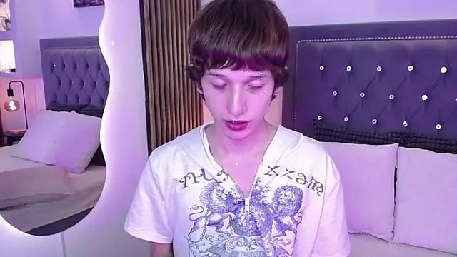 Emo_Boy_ 라이브 XXX 채팅