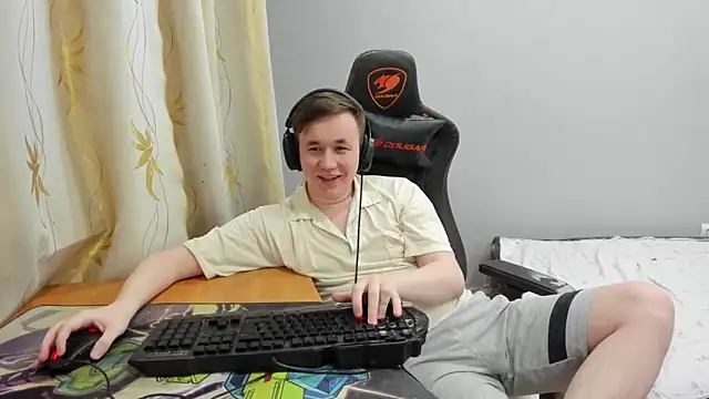 Show modela iliaskrislove na web-kameri