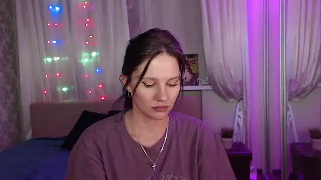 Zlata888: онлайн-секс-чат