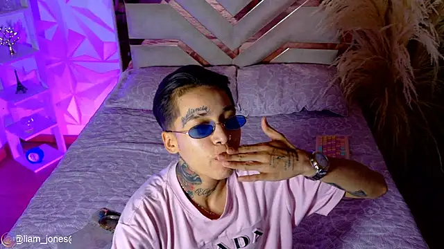 Jonesliam23 라이브 XXX 채팅