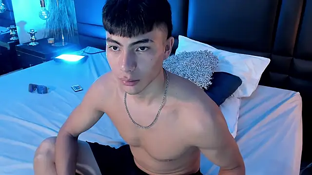 EthanSantori live XXX chat