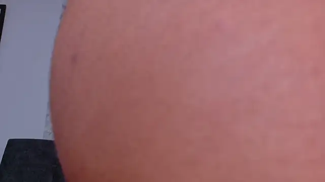 Chatroom XXX en direct de taty_miller
