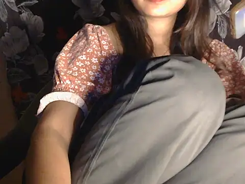 sassy_slut_69's Webcam Show