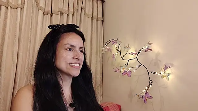 Bella_Exhibition's Live XXX Chat