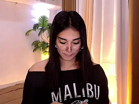 Show de webcam de magnificent_kitana
