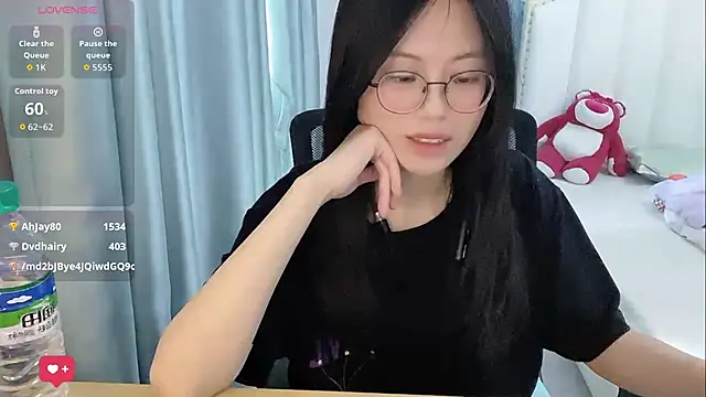 Luna-666 웹캠 쇼