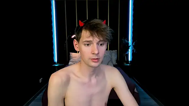 Martin_Perry Chat XXX live