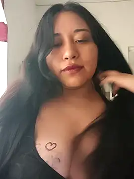 _MayaOniOni_ Chat XXX in diretta