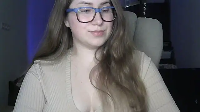SeasonalSomeone's Live XXX Chat