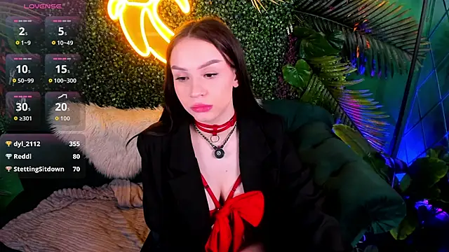 SatiraLux Live XXX Chat
