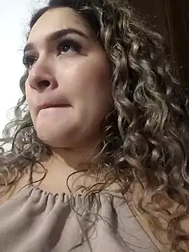 دردشة Sara_smiiith211 الجنسية المباشرة