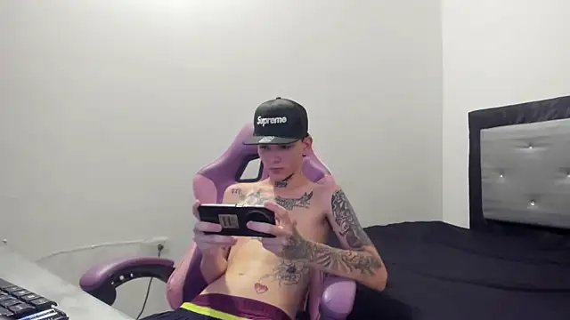 StraightBoy_Nick webcam show