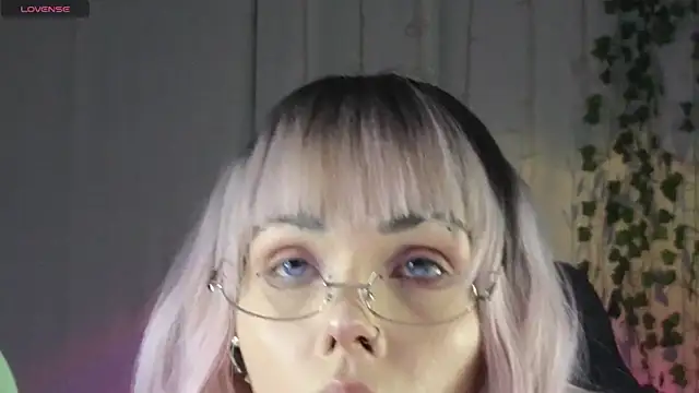 XXX chat uživo modela Kerry_Kirk