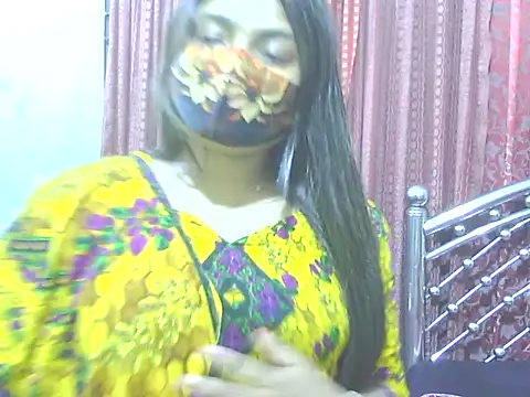 Nusrat_Faria Adlı Modelin Canlı XXX Sohbeti