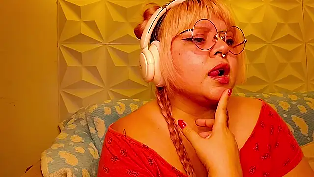 Živý XXX chat Satyn_doll