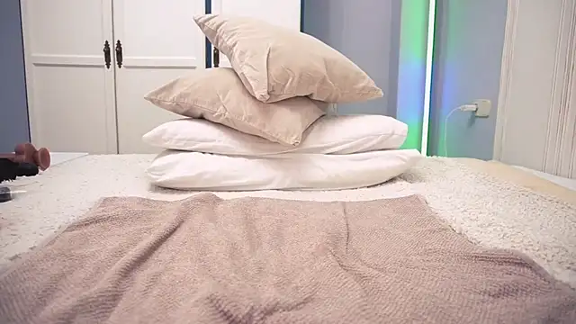 XXX chat uživo modela new_dee