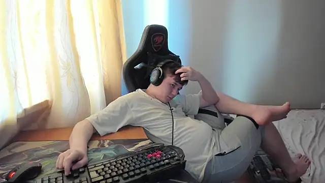 iliaskrislove's Live XXX Chat