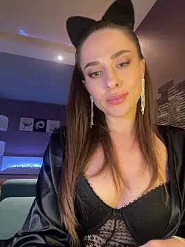 _shadylady_ Adlı Modelin Canlı XXX Sohbeti