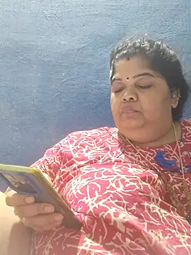 tamilthanushri's Live XXX Chat