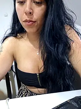 Luianna's Live XXX Chat
