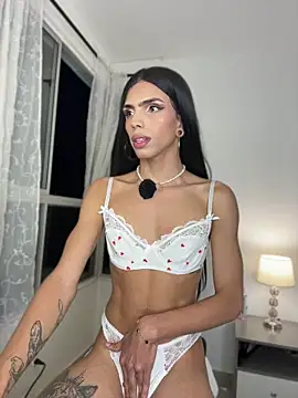 Chat +18 de andrea_magic69 ao vivo