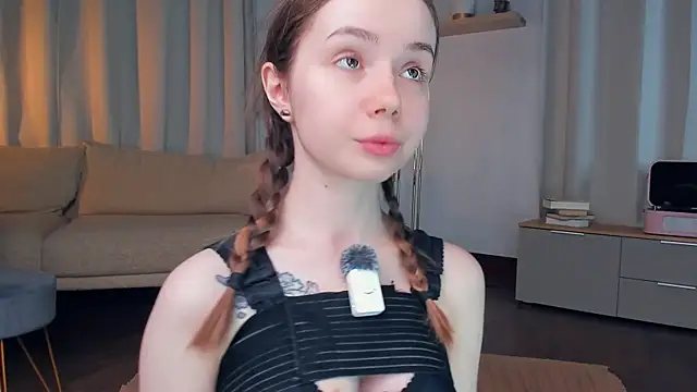 DominikaElis live XXX chat