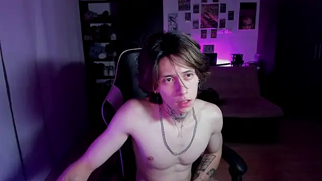 Show modela xIce_Boy na web-kameri