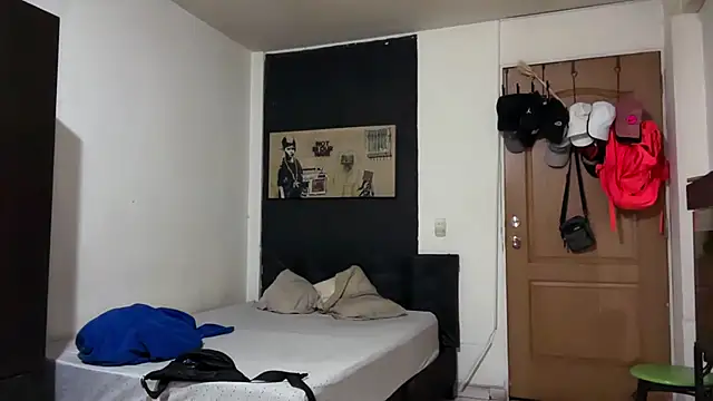 romeolovedark's Webcam Show