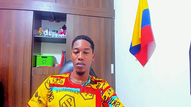 Dreamastercum_ Chat XXX in diretta