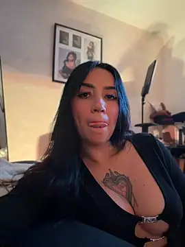 EmmyEvans1's Live XXX Chat