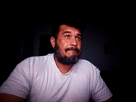 tarra122's Live XXX Chat