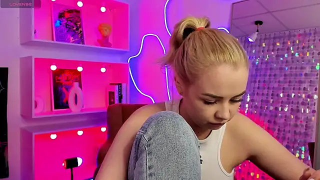 StephanieSweety Live XXX Chat