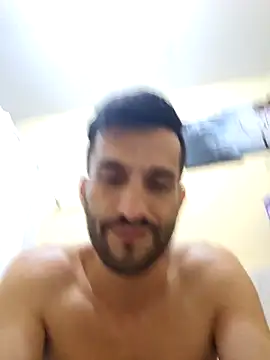 NicolasMave Chat XXX live