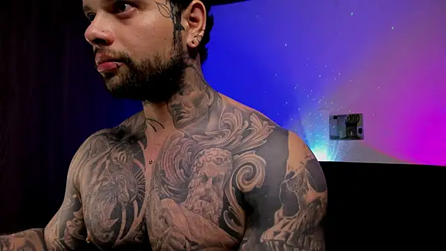 Chat +18 de natevillage ao vivo