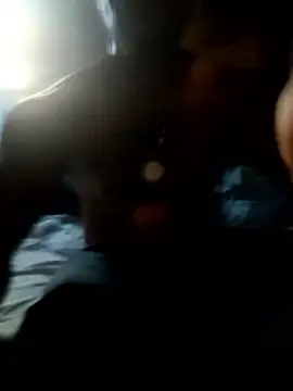 Mac15151 Pertunjukan Webcam