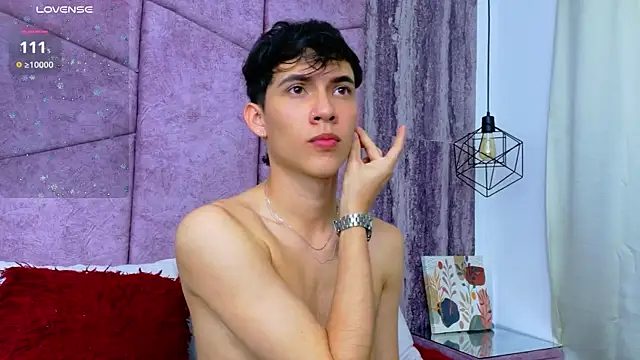 AronTawers' Webcam Show