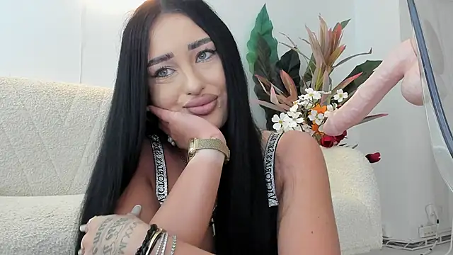 EmeraldKatt Webcam show