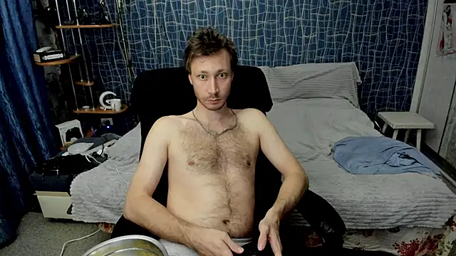 Show modela CuteBoy228 na web-kameri