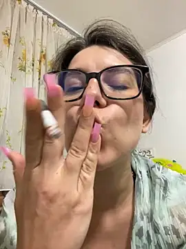 NadiraNoor Webcam show