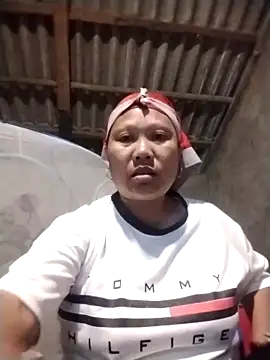 lustfulsister 网络视讯表演