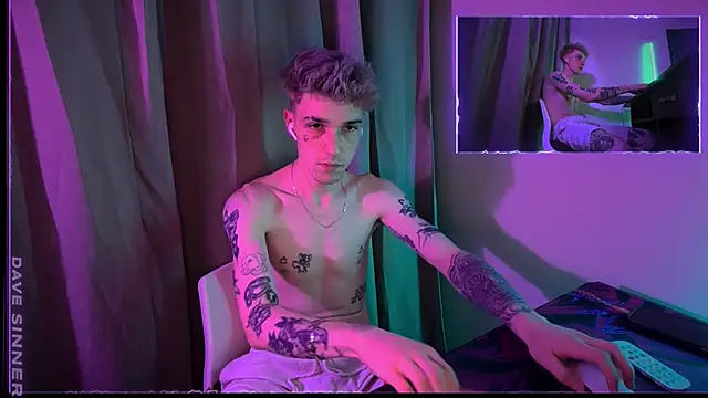 XXX chat uživo modela davesinner