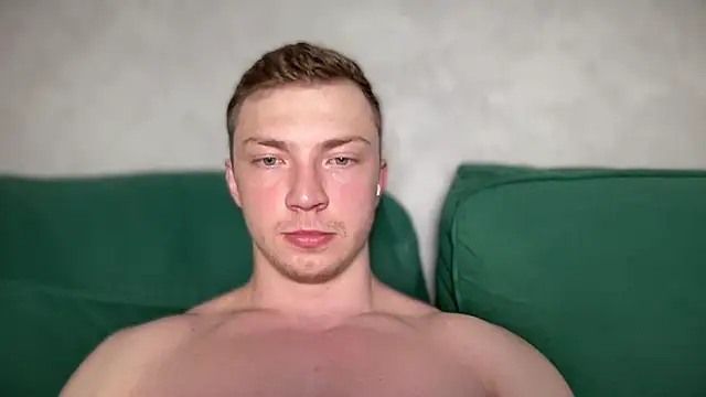 iron__chapn Live XXX chat
