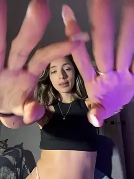 IsadoraGalle_'s Live XXX Chat